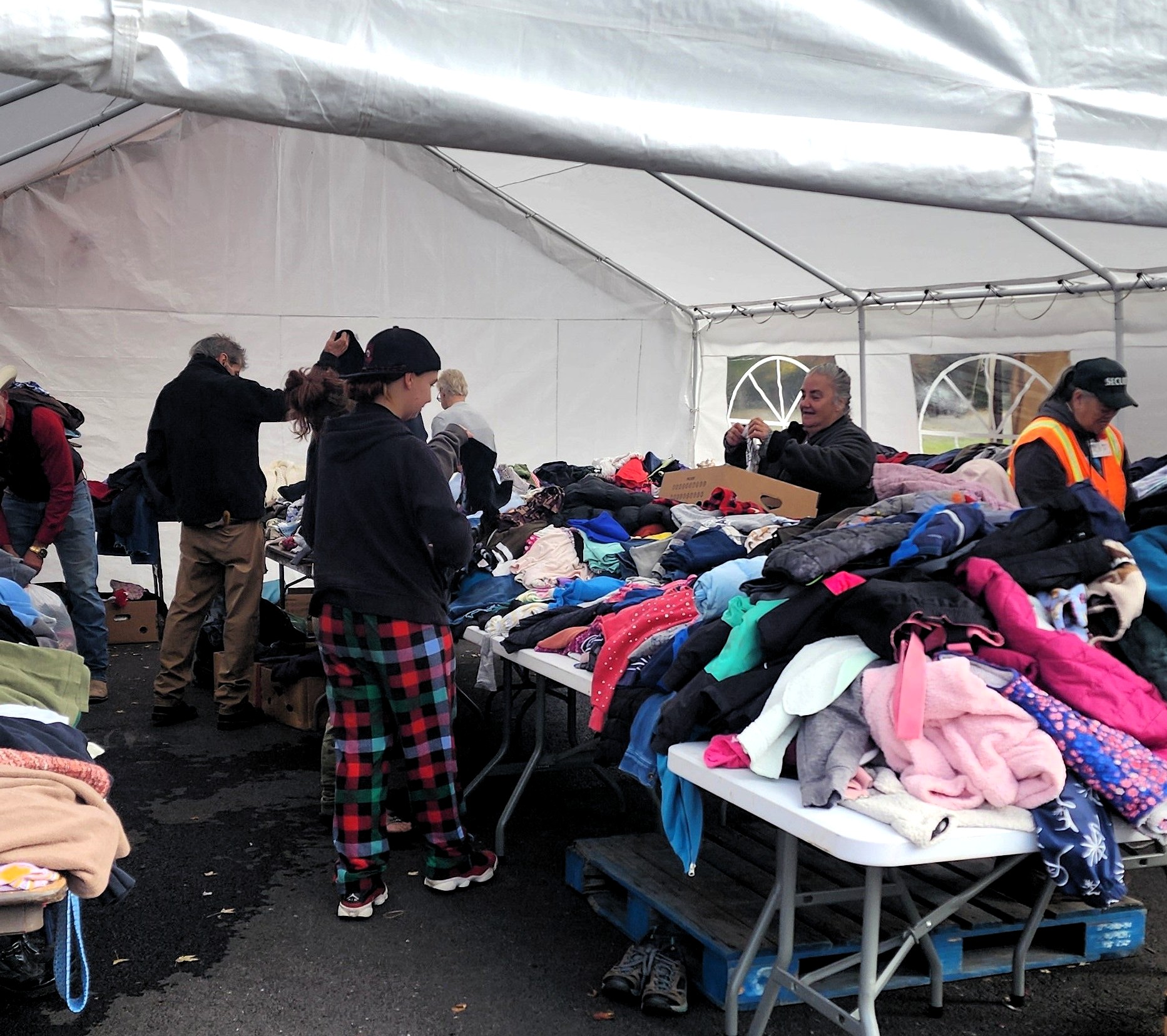 2025 Veterans Standdown Clothing